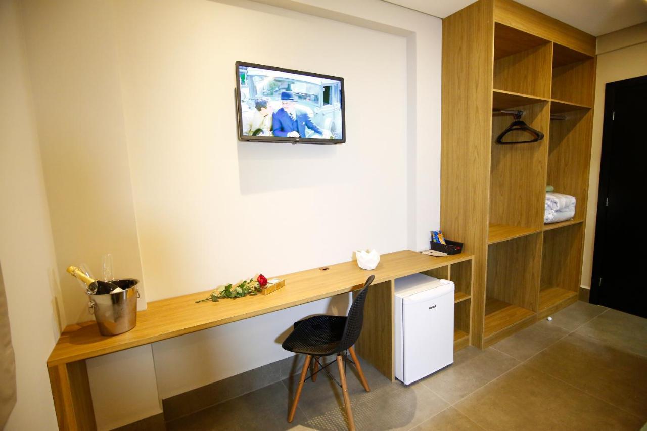 Neo Park Hotel Maringá Kültér fotó